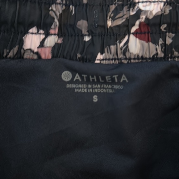 Athleta shorts, size small - Picture 2 of 5